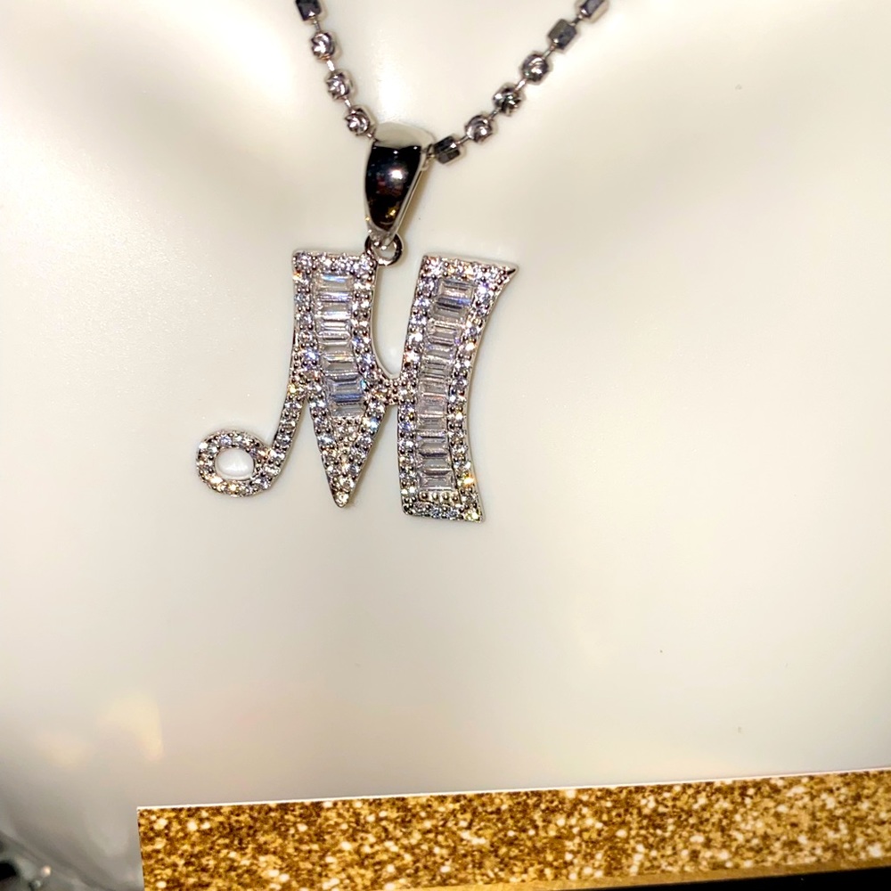 VVS clarity genuine Swarovski initial pendant 10k white gold vermeil initial wow
